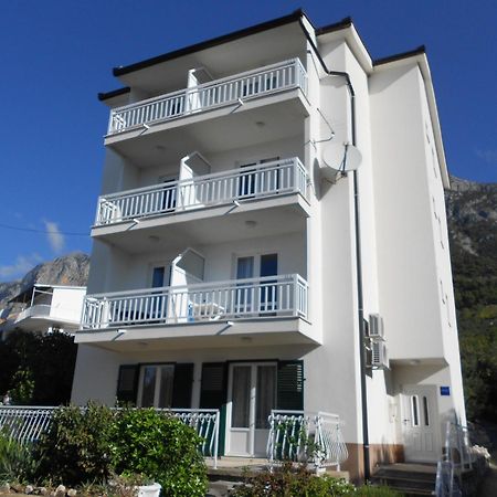 Apartments Loncar Gradac  Buitenkant foto