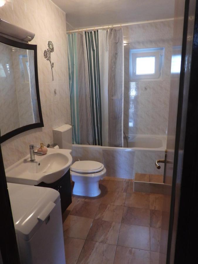 Apartments Loncar Gradac  Buitenkant foto